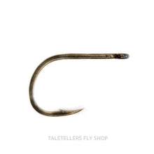 Load image into Gallery viewer, Bonio Carp Hook - FM2505 - TaleTellers Fly Shop
