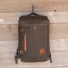 Load image into Gallery viewer, River Bank Backpack - TaleTellers Fly Shop
